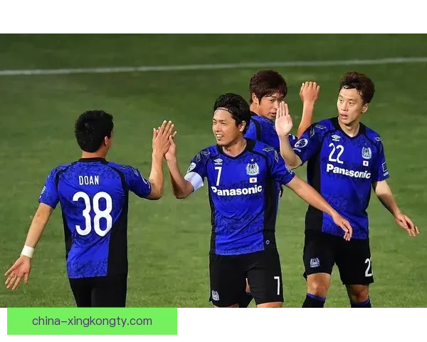 大阪钢巴主帅高位逼抢攻守衔接 大阪钢巴主帅高位逼抢攻守衔接