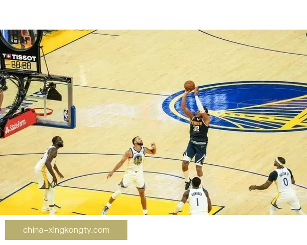 勇士加时惜败公牛 三人表现出色 勇士加时惜败公牛 三人表现出色